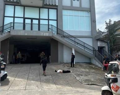 西港一外籍男子坠亡