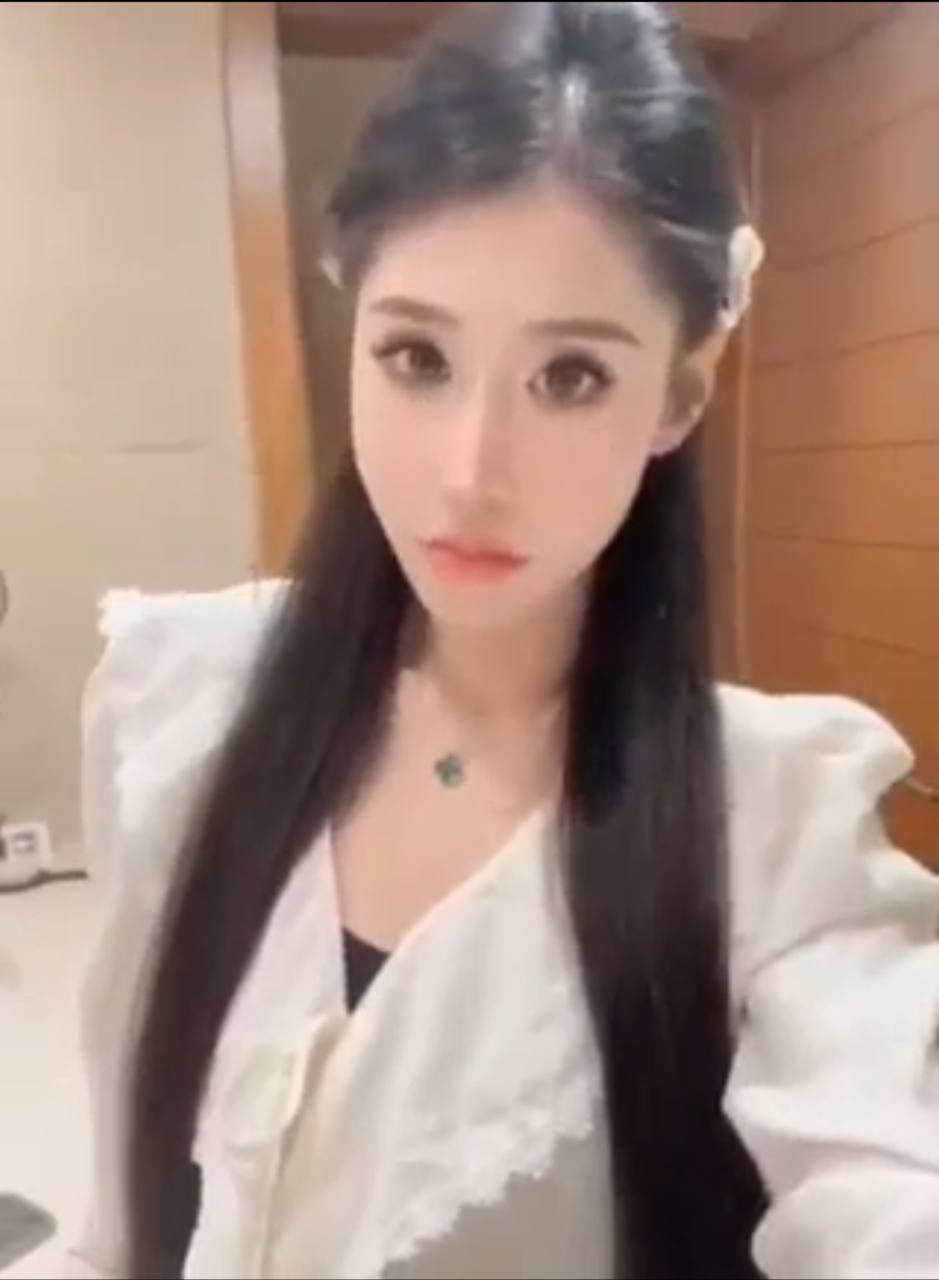 网友投稿 恭喜迪拜的一位女子成功上岸