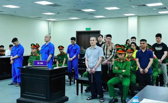 热点新闻：越南11名毒贩被判死刑，其中有2人以前是警察！